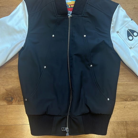 RARE! Authentic Moose Knuckles Leather & Nylon Bomber Jacket - Picture 3 of 6